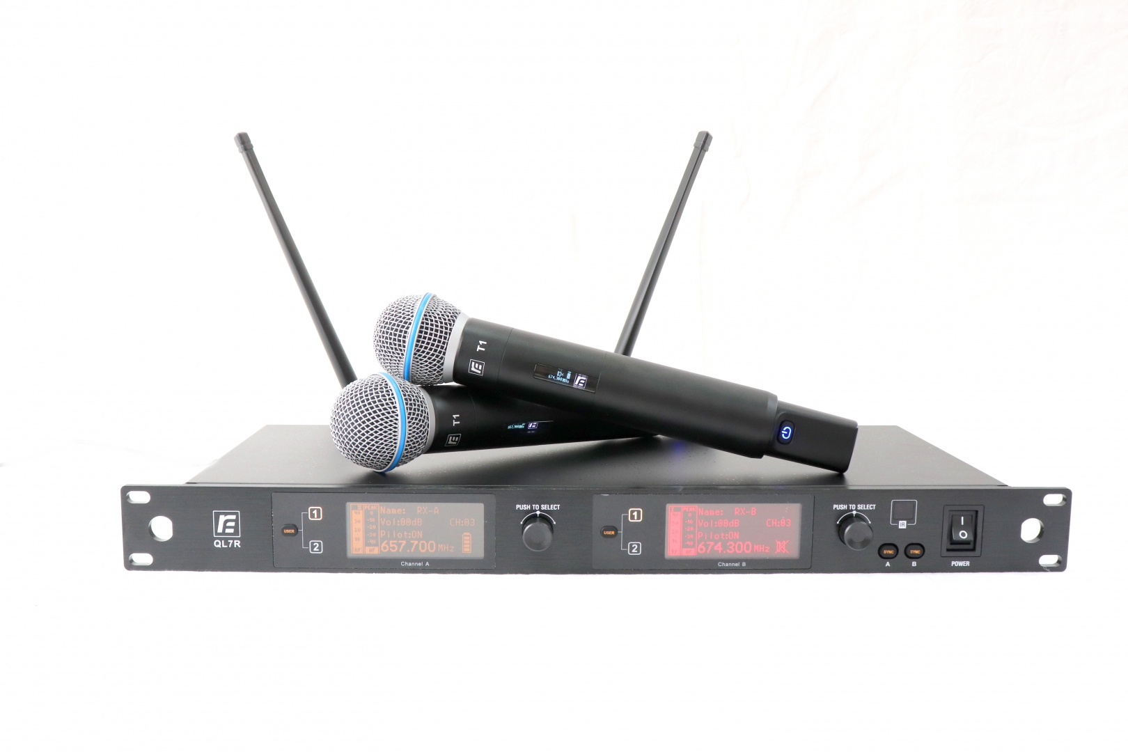 RFIntell QL7R/T1-A 651,800-683,400 МГц 2-канальная радиосистема с 2-мя ручными микрофонами в Холмске